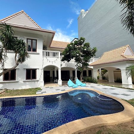 Blooming Hill Boutique Suites Pattaya Exteriér fotografie